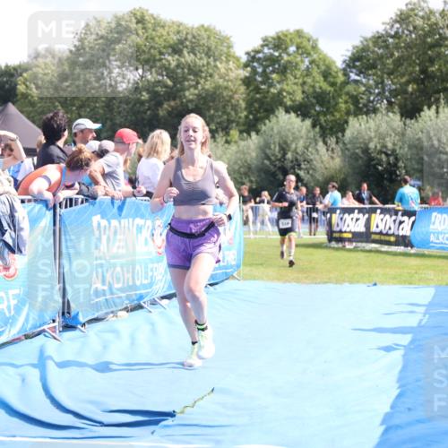 25.08.2024 - Elbe Triathlon Hamburg H.Heesch http://msf.ph/oto/6878034 25.08.2024 12:09:41 Ziel 518, 1653, 1691 meine-sportfotos.de