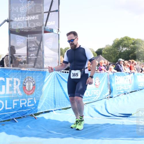 25.08.2024 - Elbe Triathlon Hamburg H.Heesch http://msf.ph/oto/6878047 25.08.2024 11:47:21 Ziel 365 meine-sportfotos.de