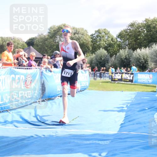 25.08.2024 - Elbe Triathlon Hamburg H.Heesch http://msf.ph/oto/6878071 25.08.2024 11:47:36 Ziel 1713 meine-sportfotos.de