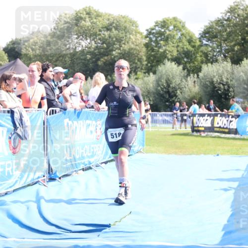 25.08.2024 - Elbe Triathlon Hamburg H.Heesch http://msf.ph/oto/6878081 25.08.2024 12:09:46 Ziel 518, 1653 meine-sportfotos.de