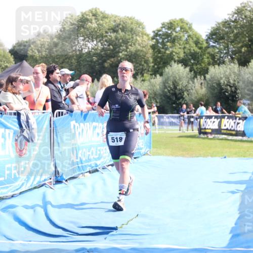 25.08.2024 - Elbe Triathlon Hamburg H.Heesch http://msf.ph/oto/6878083 25.08.2024 12:09:46 Ziel 518, 1653 meine-sportfotos.de