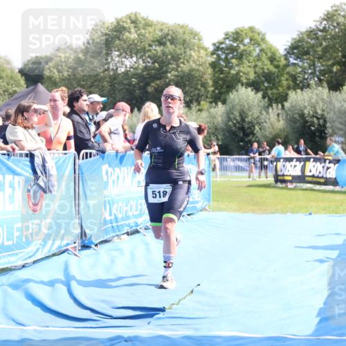 25.08.2024 - Elbe Triathlon Hamburg H.Heesch http://msf.ph/oto/6878085 25.08.2024 12:09:46 Ziel 518, 1653 meine-sportfotos.de