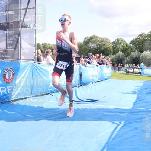 25.08.2024 - Elbe Triathlon Hamburg H.Heesch http://msf.ph/oto/6878095 25.08.2024 11:47:37 Ziel 1713 meine-sportfotos.de