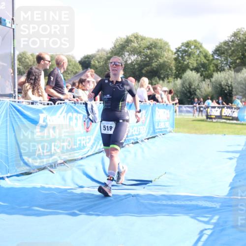 25.08.2024 - Elbe Triathlon Hamburg H.Heesch http://msf.ph/oto/6878111 25.08.2024 12:09:46 Ziel 518, 1653 meine-sportfotos.de