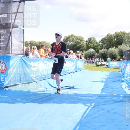 25.08.2024 - Elbe Triathlon Hamburg H.Heesch http://msf.ph/oto/6878120 25.08.2024 11:47:50 Ziel 462, 1467, 1565 meine-sportfotos.de