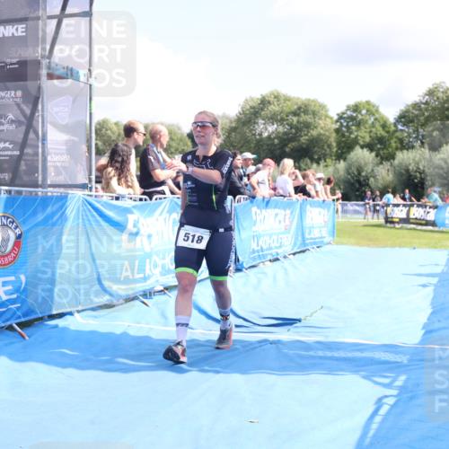25.08.2024 - Elbe Triathlon Hamburg H.Heesch http://msf.ph/oto/6878126 25.08.2024 12:09:47 Ziel 518, 1653 meine-sportfotos.de