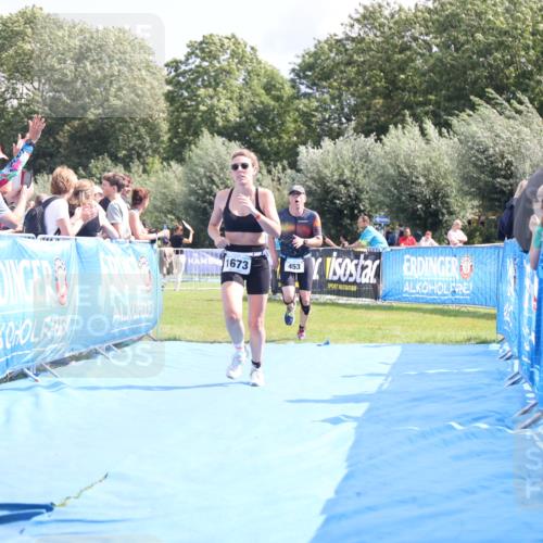 25.08.2024 - Elbe Triathlon Hamburg H.Heesch http://msf.ph/oto/6878139 25.08.2024 12:10:10 Ziel 453, 1673 meine-sportfotos.de