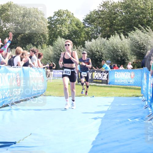 25.08.2024 - Elbe Triathlon Hamburg H.Heesch http://msf.ph/oto/6878140 25.08.2024 12:10:10 Ziel 453, 1673 meine-sportfotos.de