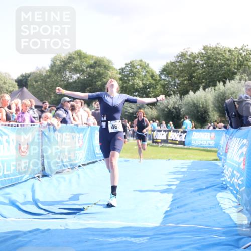25.08.2024 - Elbe Triathlon Hamburg H.Heesch http://msf.ph/oto/6878155 25.08.2024 11:47:56 Ziel 462, 635, 1467, 1565 meine-sportfotos.de