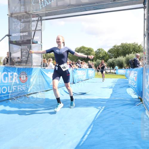 25.08.2024 - Elbe Triathlon Hamburg H.Heesch http://msf.ph/oto/6878169 25.08.2024 11:47:57 Ziel 462, 635, 1467, 1565 meine-sportfotos.de