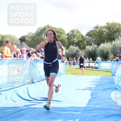 25.08.2024 - Elbe Triathlon Hamburg H.Heesch http://msf.ph/oto/6878184 25.08.2024 11:47:59 Ziel 462, 635, 1565 meine-sportfotos.de