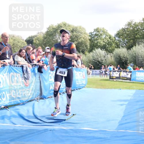 25.08.2024 - Elbe Triathlon Hamburg H.Heesch http://msf.ph/oto/6878185 25.08.2024 12:10:13 Ziel 453, 1673 meine-sportfotos.de