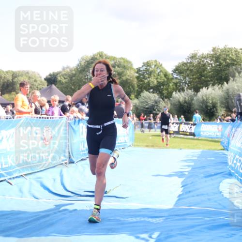 25.08.2024 - Elbe Triathlon Hamburg H.Heesch http://msf.ph/oto/6878186 25.08.2024 11:47:59 Ziel 462, 635, 1565 meine-sportfotos.de