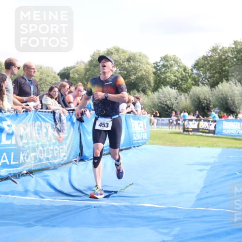 25.08.2024 - Elbe Triathlon Hamburg H.Heesch http://msf.ph/oto/6878191 25.08.2024 12:10:13 Ziel 453, 1673 meine-sportfotos.de