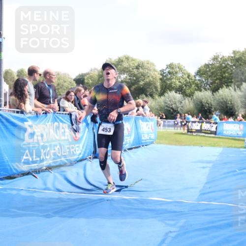 25.08.2024 - Elbe Triathlon Hamburg H.Heesch http://msf.ph/oto/6878194 25.08.2024 12:10:13 Ziel 453, 1673 meine-sportfotos.de