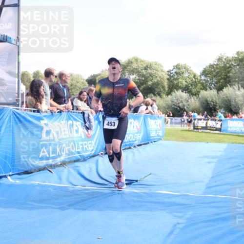 25.08.2024 - Elbe Triathlon Hamburg H.Heesch http://msf.ph/oto/6878199 25.08.2024 12:10:13 Ziel 453, 1673 meine-sportfotos.de