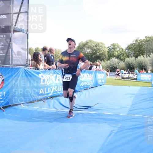 25.08.2024 - Elbe Triathlon Hamburg H.Heesch http://msf.ph/oto/6878206 25.08.2024 12:10:14 Ziel 453, 1673 meine-sportfotos.de