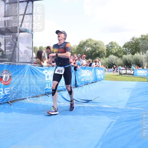25.08.2024 - Elbe Triathlon Hamburg H.Heesch http://msf.ph/oto/6878214 25.08.2024 12:10:14 Ziel 453, 1673 meine-sportfotos.de