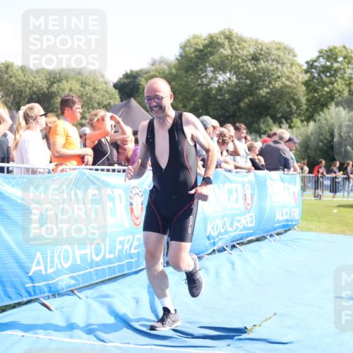 25.08.2024 - Elbe Triathlon Hamburg H.Heesch http://msf.ph/oto/6878264 25.08.2024 11:48:17 Ziel 471, 1441 meine-sportfotos.de