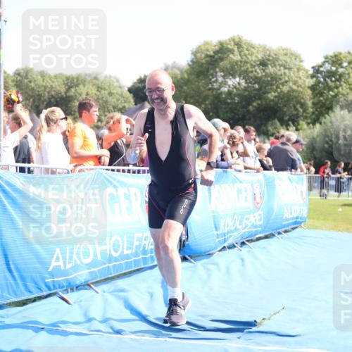 25.08.2024 - Elbe Triathlon Hamburg H.Heesch http://msf.ph/oto/6878268 25.08.2024 11:48:17 Ziel 471, 1441 meine-sportfotos.de