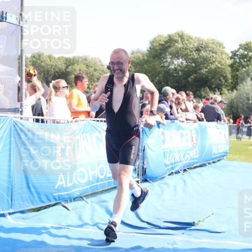 25.08.2024 - Elbe Triathlon Hamburg H.Heesch http://msf.ph/oto/6878272 25.08.2024 11:48:17 Ziel 471, 1441 meine-sportfotos.de