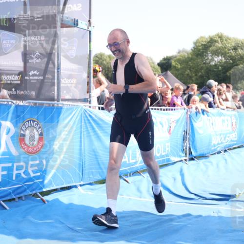 25.08.2024 - Elbe Triathlon Hamburg H.Heesch http://msf.ph/oto/6878287 25.08.2024 11:48:17 Ziel 471, 1441 meine-sportfotos.de