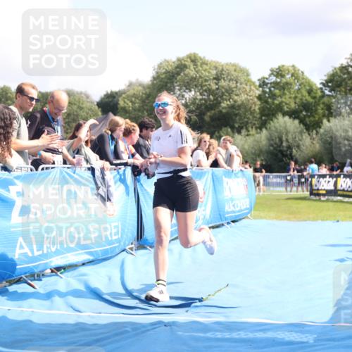 25.08.2024 - Elbe Triathlon Hamburg H.Heesch http://msf.ph/oto/6878305 25.08.2024 12:10:31 Ziel 1593, 1624 meine-sportfotos.de