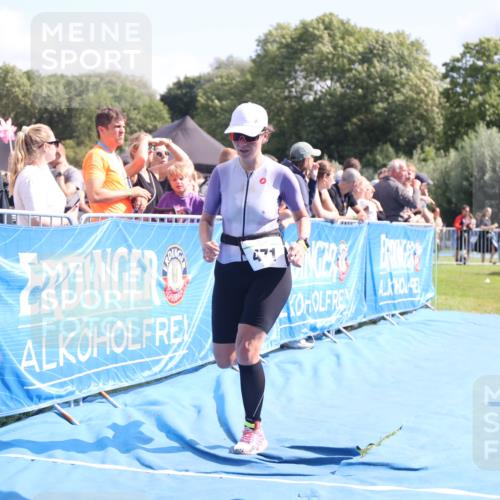 25.08.2024 - Elbe Triathlon Hamburg H.Heesch http://msf.ph/oto/6878313 25.08.2024 11:48:25 Ziel 471 meine-sportfotos.de