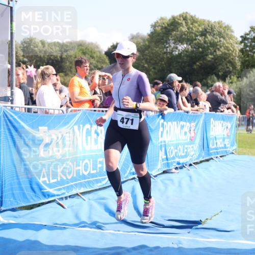 25.08.2024 - Elbe Triathlon Hamburg H.Heesch http://msf.ph/oto/6878319 25.08.2024 11:48:25 Ziel 471 meine-sportfotos.de