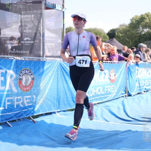 25.08.2024 - Elbe Triathlon Hamburg H.Heesch http://msf.ph/oto/6878335 25.08.2024 11:48:26 Ziel 471, 712 meine-sportfotos.de