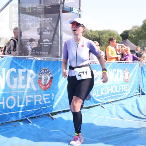 25.08.2024 - Elbe Triathlon Hamburg H.Heesch http://msf.ph/oto/6878342 25.08.2024 11:48:26 Ziel 471, 712 meine-sportfotos.de