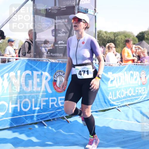 25.08.2024 - Elbe Triathlon Hamburg H.Heesch http://msf.ph/oto/6878346 25.08.2024 11:48:26 Ziel 471, 712 meine-sportfotos.de