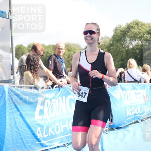 25.08.2024 - Elbe Triathlon Hamburg H.Heesch http://msf.ph/oto/6878347 25.08.2024 12:10:45 Ziel 1647 meine-sportfotos.de