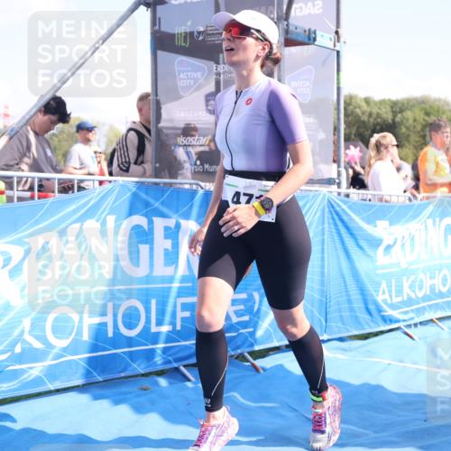 25.08.2024 - Elbe Triathlon Hamburg H.Heesch http://msf.ph/oto/6878350 25.08.2024 11:48:26 Ziel 471, 712 meine-sportfotos.de