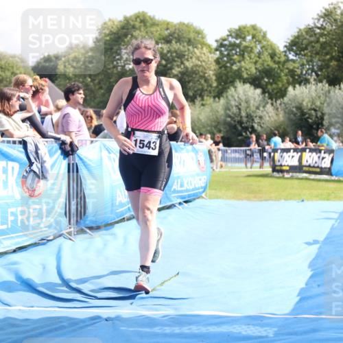 25.08.2024 - Elbe Triathlon Hamburg H.Heesch http://msf.ph/oto/6878351 25.08.2024 12:11:02 Ziel 1543 meine-sportfotos.de