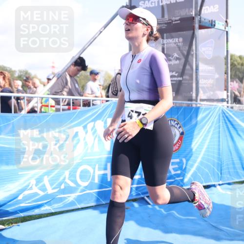 25.08.2024 - Elbe Triathlon Hamburg H.Heesch http://msf.ph/oto/6878356 25.08.2024 11:48:26 Ziel 471, 712 meine-sportfotos.de