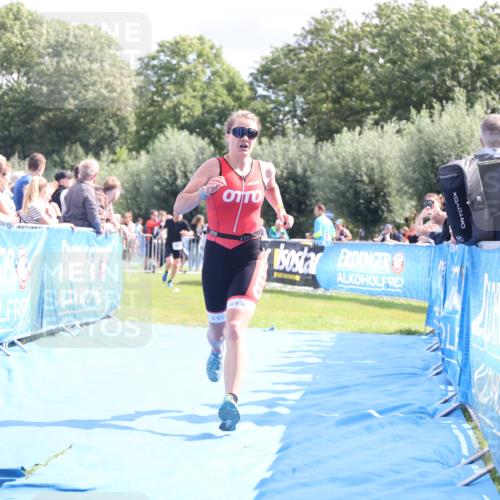 25.08.2024 - Elbe Triathlon Hamburg H.Heesch http://msf.ph/oto/6878392 25.08.2024 11:48:35 Ziel 712, 1437, 1473 meine-sportfotos.de