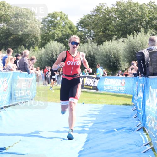 25.08.2024 - Elbe Triathlon Hamburg H.Heesch http://msf.ph/oto/6878394 25.08.2024 11:48:35 Ziel 712, 1437, 1473 meine-sportfotos.de