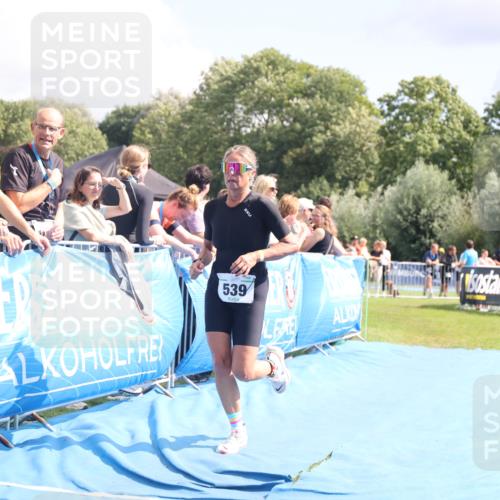 25.08.2024 - Elbe Triathlon Hamburg H.Heesch http://msf.ph/oto/6878450 25.08.2024 12:11:20 Ziel 539, 1688 meine-sportfotos.de
