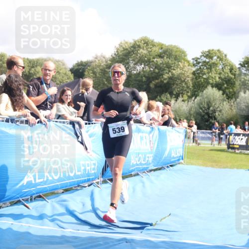 25.08.2024 - Elbe Triathlon Hamburg H.Heesch http://msf.ph/oto/6878458 25.08.2024 12:11:21 Ziel 539, 1688 meine-sportfotos.de