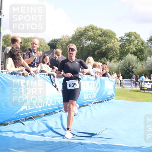25.08.2024 - Elbe Triathlon Hamburg H.Heesch http://msf.ph/oto/6878462 25.08.2024 12:11:21 Ziel 539, 1688 meine-sportfotos.de