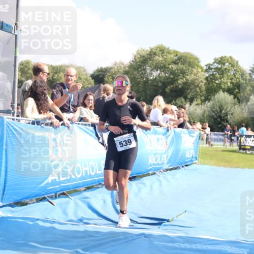 25.08.2024 - Elbe Triathlon Hamburg H.Heesch http://msf.ph/oto/6878467 25.08.2024 12:11:21 Ziel 539, 1688 meine-sportfotos.de