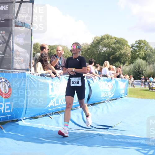 25.08.2024 - Elbe Triathlon Hamburg H.Heesch http://msf.ph/oto/6878476 25.08.2024 12:11:21 Ziel 539, 1688 meine-sportfotos.de