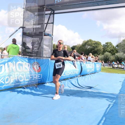 25.08.2024 - Elbe Triathlon Hamburg H.Heesch http://msf.ph/oto/6878494 25.08.2024 12:11:22 Ziel 539, 1688 meine-sportfotos.de