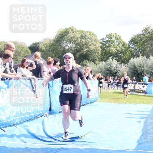 25.08.2024 - Elbe Triathlon Hamburg H.Heesch http://msf.ph/oto/6878515 25.08.2024 12:11:34 Ziel 541, 1503, 1547, 1698 meine-sportfotos.de