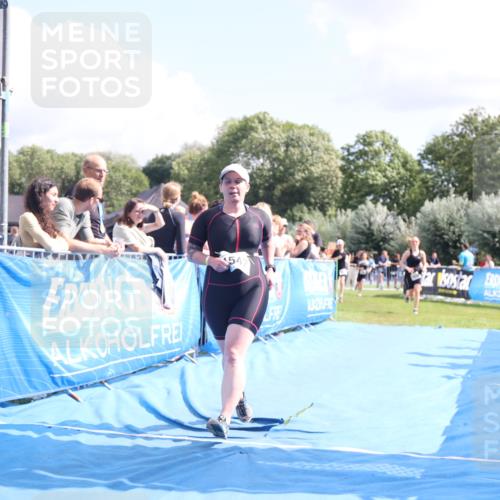 25.08.2024 - Elbe Triathlon Hamburg H.Heesch http://msf.ph/oto/6878522 25.08.2024 12:11:34 Ziel 541, 1503, 1547, 1698 meine-sportfotos.de
