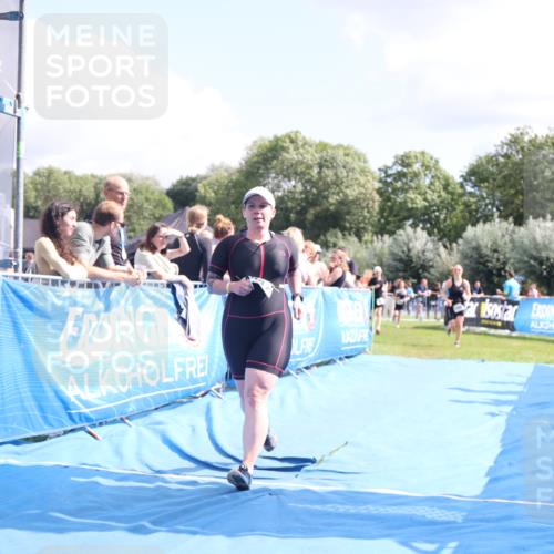 25.08.2024 - Elbe Triathlon Hamburg H.Heesch http://msf.ph/oto/6878524 25.08.2024 12:11:34 Ziel 541, 1503, 1547, 1698 meine-sportfotos.de