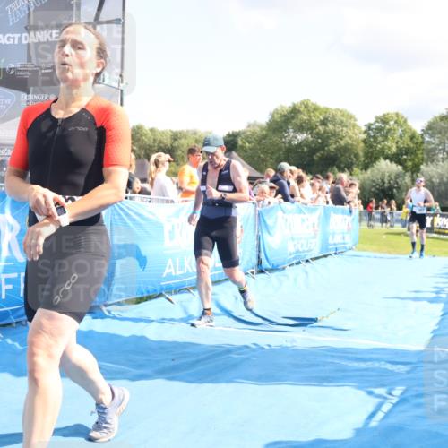25.08.2024 - Elbe Triathlon Hamburg H.Heesch http://msf.ph/oto/6878539 25.08.2024 11:48:47 Ziel 307, 1437, 1448, 1555 meine-sportfotos.de