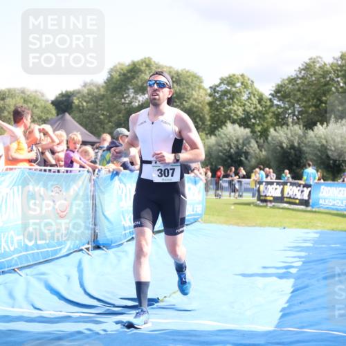 25.08.2024 - Elbe Triathlon Hamburg H.Heesch http://msf.ph/oto/6878552 25.08.2024 11:48:50 Ziel 307, 1448, 1555 meine-sportfotos.de