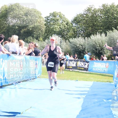 25.08.2024 - Elbe Triathlon Hamburg H.Heesch http://msf.ph/oto/6878560 25.08.2024 12:11:37 Ziel 541, 1503, 1527, 1547, 1698, 1709 meine-sportfotos.de